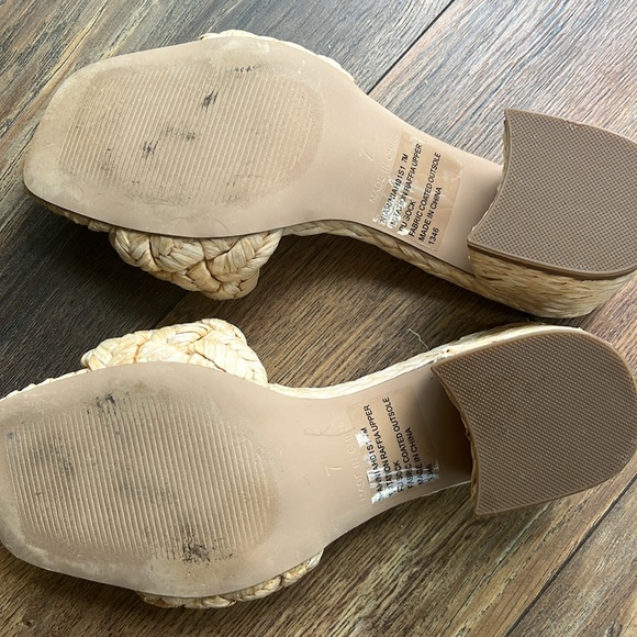 Steve Madden raffia slide heals - Picture 3 of 4